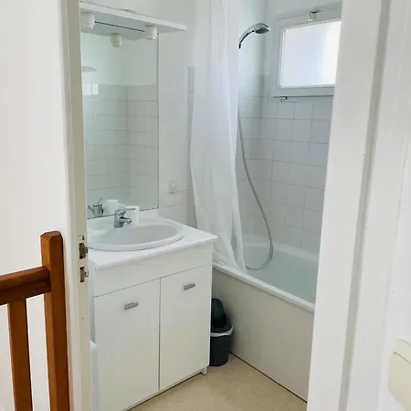 Holiday home Maison Cosy, Bien Equipee, 15 Min Futuroscope, Chu Poitiers