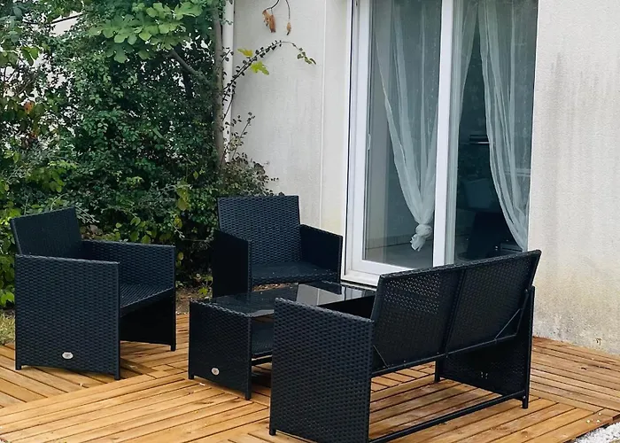 Maison Cosy, Bien Equipee, 15 Min Futuroscope, Chu