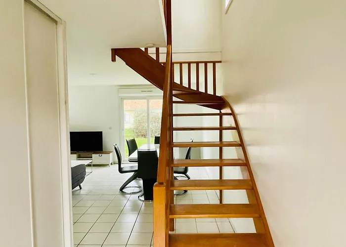 Maison Cosy, Bien Equipee, 15 Min Futuroscope, Chu Holiday home *