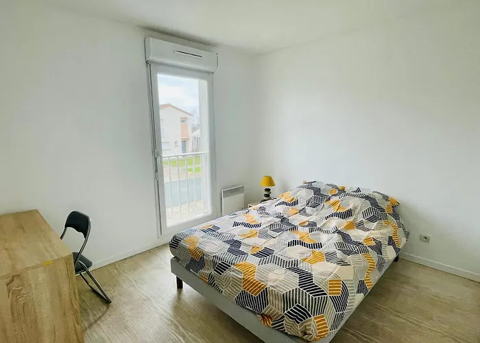 Holiday home Maison Cosy, Bien Equipee, 15 Min Futuroscope, Chu Poitiers